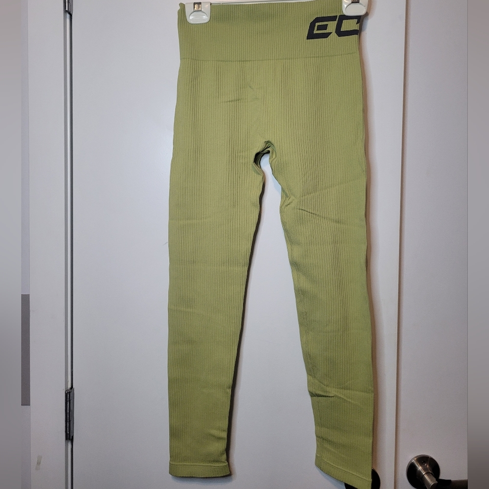 Echt Apparel Seamless Green Leggings